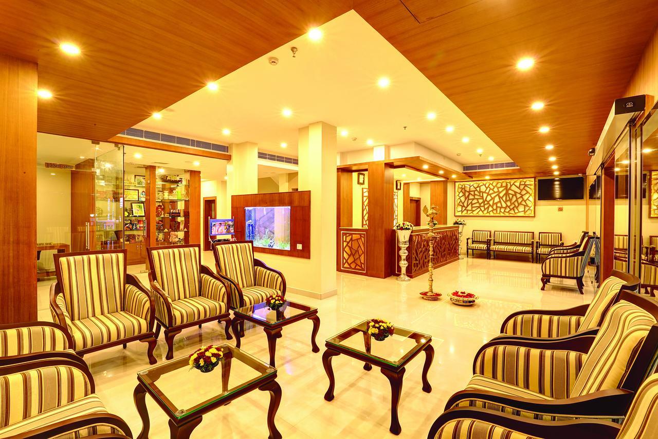 Hotel Floral Park Kottayam Ngoại thất bức ảnh